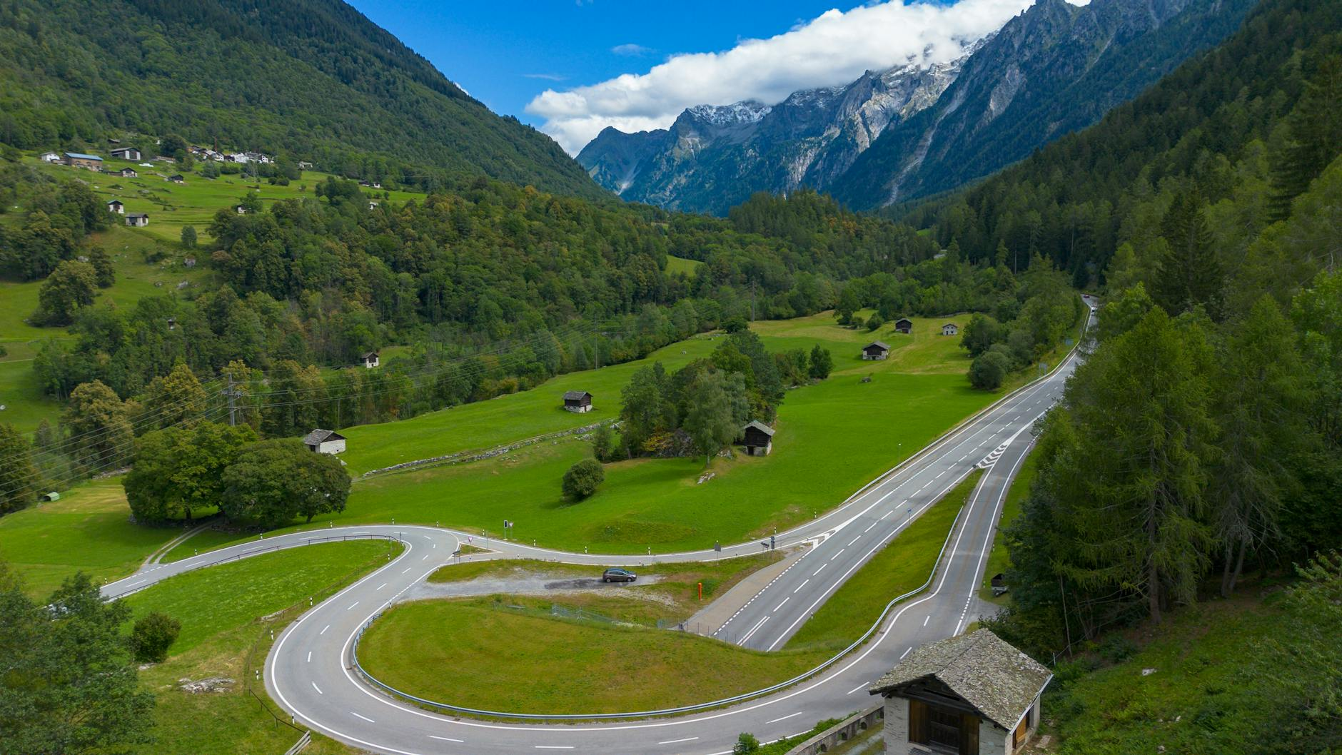 gravel route Swiss Alps