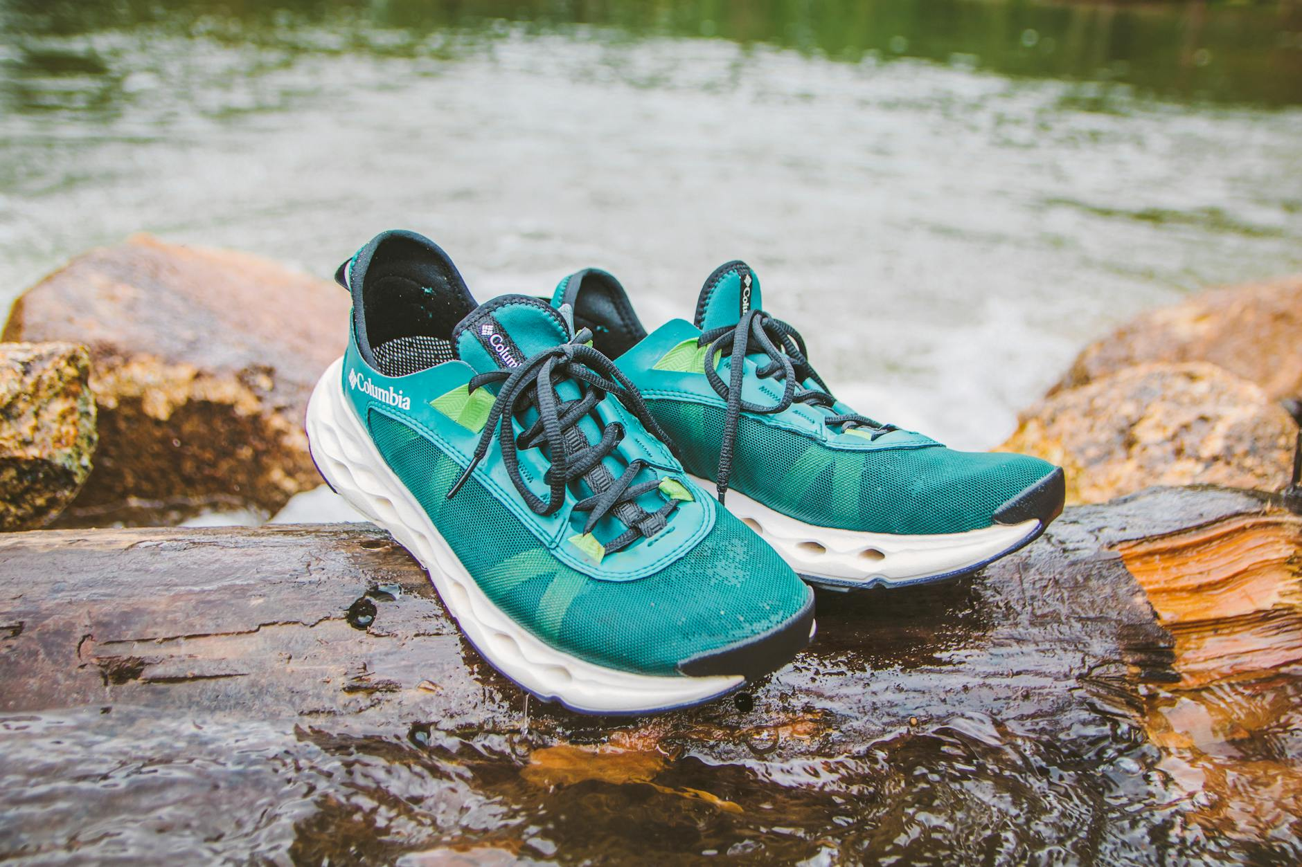 trail running shoes gear