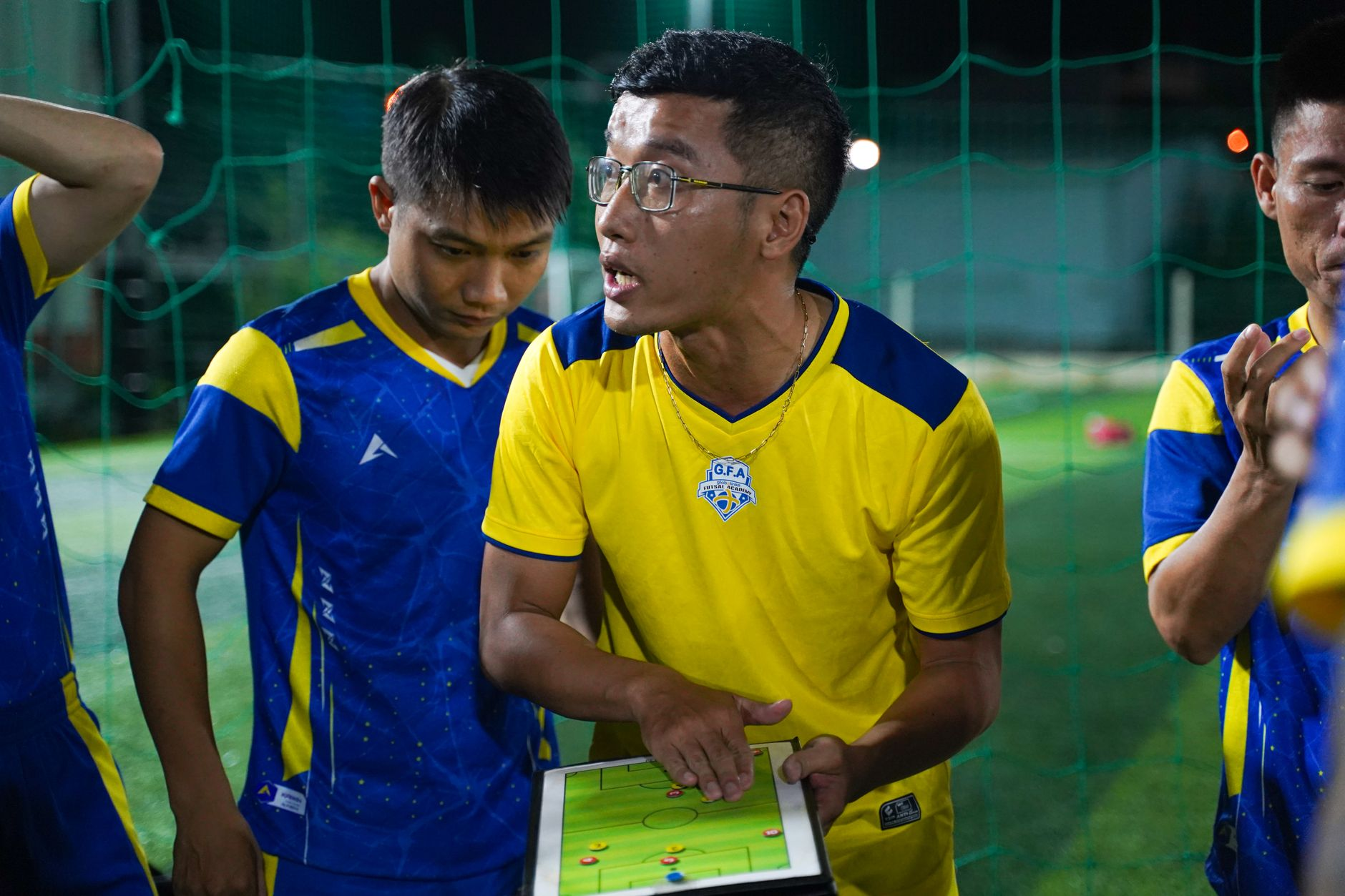coach tactics soccer