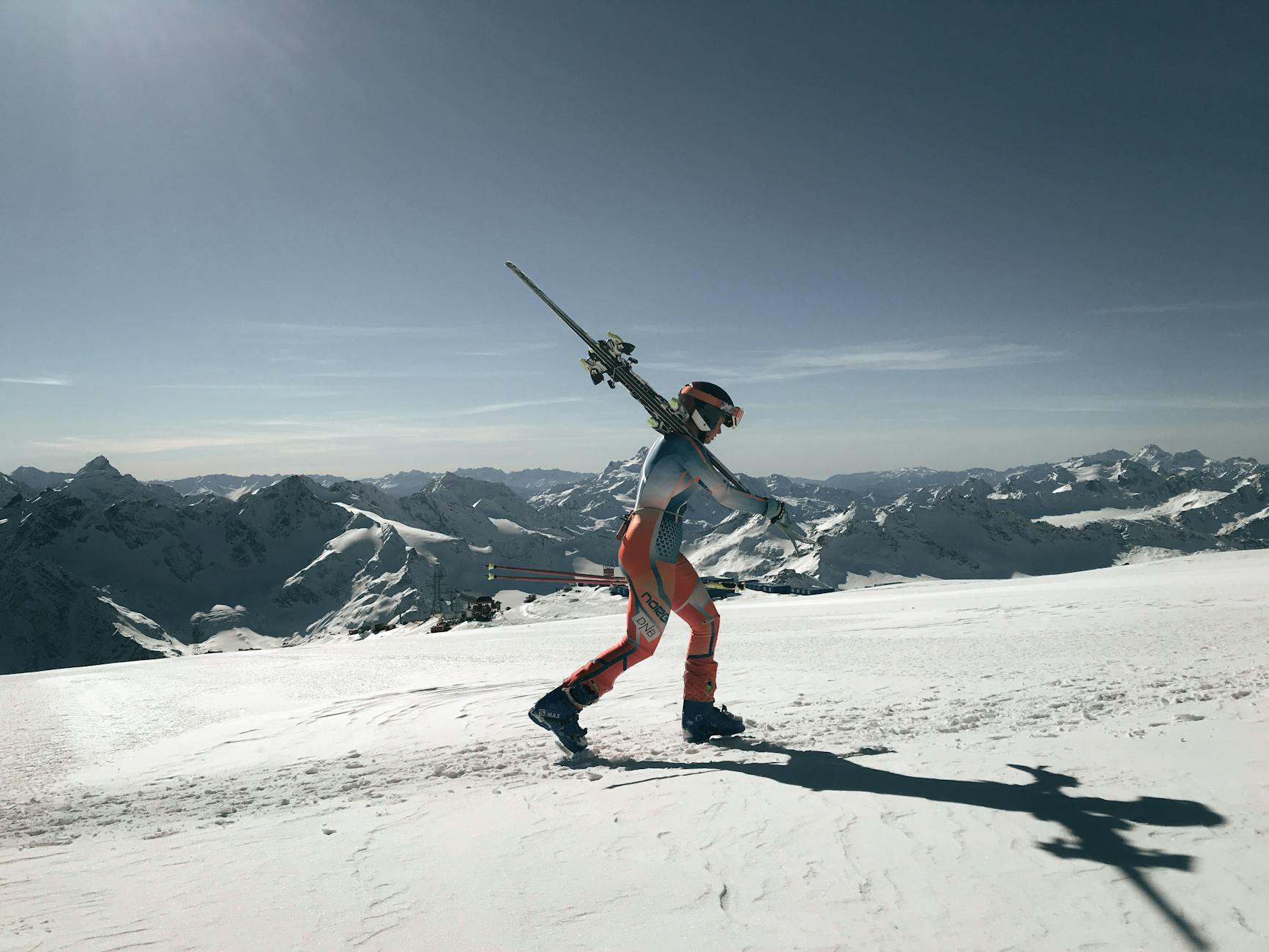 physical sports store Switzerland